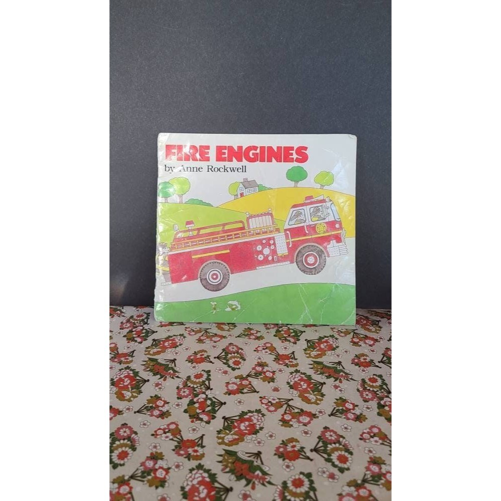 Vintage Fire Engines Book by Anne Rockwell, 1986